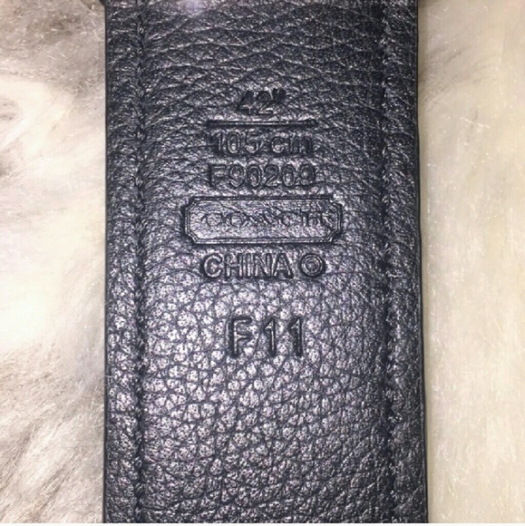 COACH Reversible Belt - Picture 4 of 7